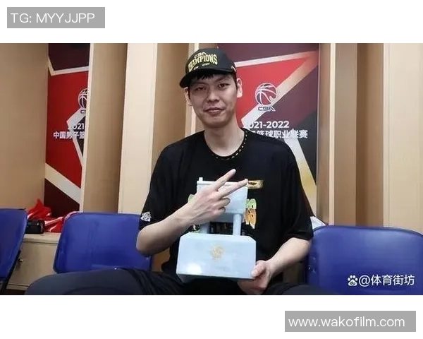 山东蜜獾15人名单发布，竟无朱荣振！他去哪了？答案曝光